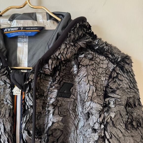 NWOT K-Way Lily Silver Metallic Faux Fur Thermal Zip up Jacket 7 / M Rare! - Picture 3 of 9
